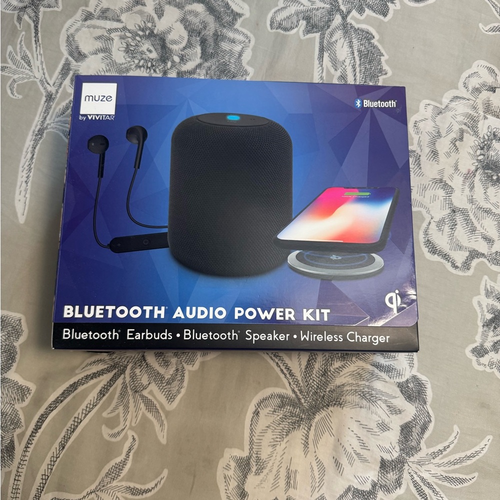 Muze Bluetooth Audio Power Kit - Black